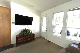 10960 N 67th Ave, Glendale, AZ 85304 - Photo 11