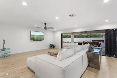 4639 E Osborn Road, Phoenix, AZ 85018 - Photo 15