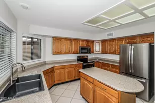 6934 W Kristal Way, Glendale, AZ 85308 - Photo 7