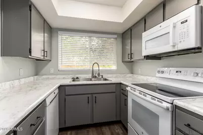 5314 S Farmer Avenue, Tempe, AZ 85283 - Photo 3