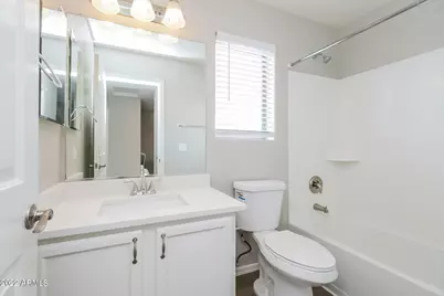 3424 E Pinot Noir Avenue, Gilbert, AZ 85298 - Photo 5