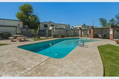 9024 N 51st Lane, Glendale, AZ 85302 - Photo 31