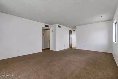 9024 N 51st Lane, Glendale, AZ 85302 - Photo 7