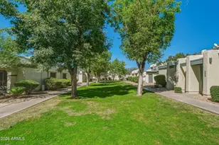 9024 N 51st Ln, Glendale, AZ 85302 - Photo 29