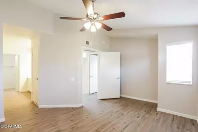 7030 S 42nd Street, Phoenix, AZ 85042 - Photo 11