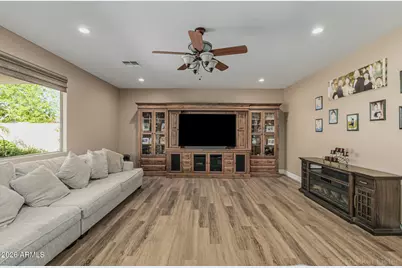 2540 E Hazeltine Way, Chandler, AZ 85249 - Photo 13