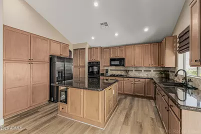 2540 E Hazeltine Way, Chandler, AZ 85249 - Photo 21