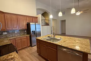 8498 W Quail Track Dr, Peoria, AZ 85383 - Photo 9