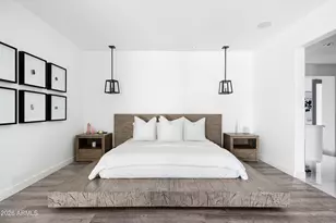 10011 E Windrose Dr, Scottsdale, AZ 85260 - Photo 11