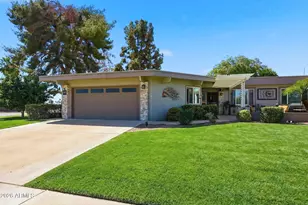 10101 W Pineaire Dr, Sun City, AZ 85351 - Photo 51