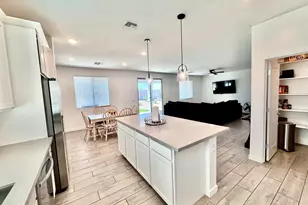 22764 N 184th Ln, Surprise, AZ 85387 - Photo 13