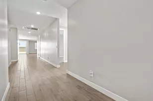 423 W Rock Needle Trail, Apache Junction, AZ 85120 - Photo 3