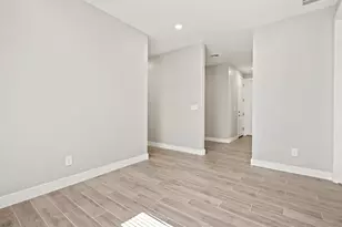 423 W Rock Needle Trail, Apache Junction, AZ 85120 - Photo 9