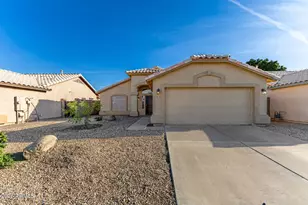 313 E Sherri Dr, Gilbert, AZ 85296 - Photo 1