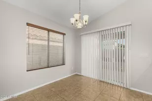 313 E Sherri Dr, Gilbert, AZ 85296 - Photo 9