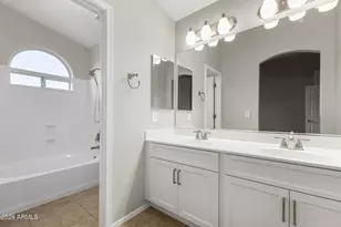 313 E Sherri Dr, Gilbert, AZ 85296 - Photo 19