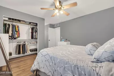 203 E Desert Lane, Gilbert, AZ 85234 - Photo 17