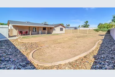 203 E Desert Lane, Gilbert, AZ 85234 - Photo 33