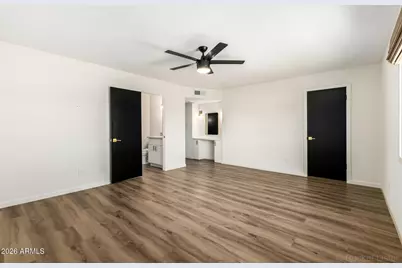 7804 N 47th Avenue, Glendale, AZ 85301 - Photo 15
