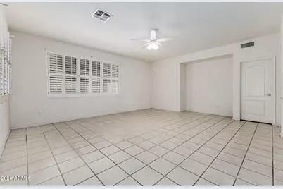 17233 N Thornberry Drive, Surprise, AZ 85374 - Photo 9