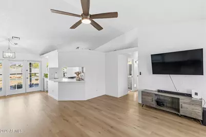 4714 W Villa Theresa Drive, Glendale, AZ 85308 - Photo 3