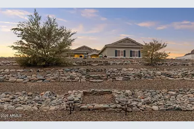 203 E Saddle Butte Street, Apache Junction, AZ 85119 - Photo 3