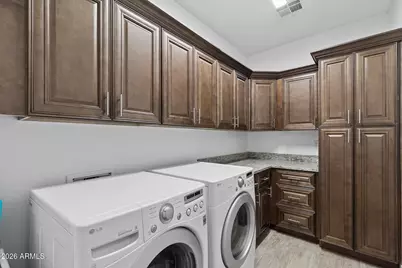 203 E Saddle Butte Street, Apache Junction, AZ 85119 - Photo 21