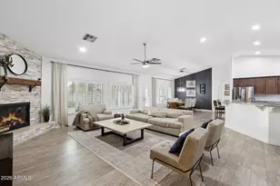 203 E Saddle Butte St, Apache Junction, AZ 85119 - Photo 13