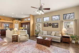 996 Marchbanks Dr, Sierra Vista, AZ 85635 - Photo 11