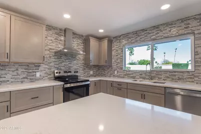 18003 N 129th Avenue, Sun City West, AZ 85375 - Photo 15