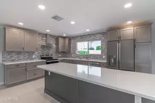 18003 N 129th Ave, Sun City West, AZ 85375 - Photo 7