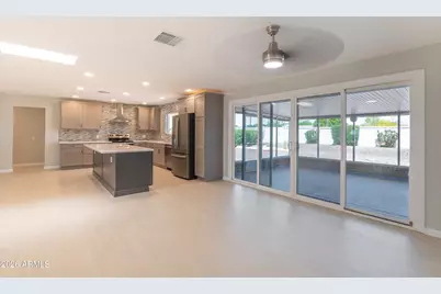 18003 N 129th Avenue, Sun City West, AZ 85375 - Photo 11
