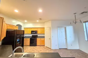 16438 N 72nd Ln, Peoria, AZ 85382 - Photo 7