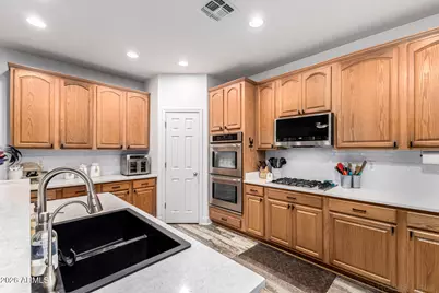 16788 W Tether Trail, Surprise, AZ 85387 - Photo 11