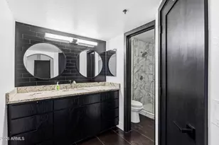5104 N 32nd St, Phoenix, AZ 85018 - Photo 31