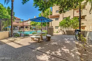 5104 N 32nd St, Phoenix, AZ 85018 - Photo 51