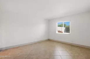 3131 W Clinton St, Phoenix, AZ 85029 - Photo 15