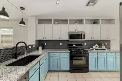 2177 E Gillcrest Road, Gilbert, AZ 85298 - Photo 7