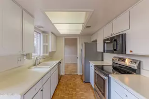 133 E Palm Ln, Phoenix, AZ 85004 - Photo 7