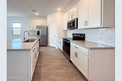 24265 W Bowker Street, Buckeye, AZ 85326 - Photo 3