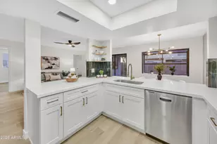 8702 N Shadow Ln, Peoria, AZ 85345 - Photo 13