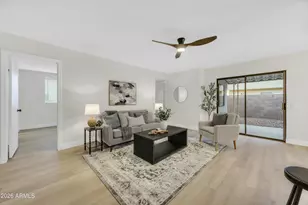 8702 N Shadow Ln, Peoria, AZ 85345 - Photo 5