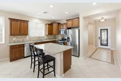 27077 W Escuda Drive, Buckeye, AZ 85396 - Photo 9