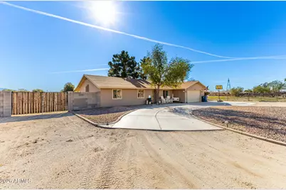 2421 S 221st Avenue, Buckeye, AZ 85326 - Photo 5