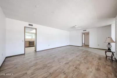 17402 N Lindgren Avenue, Sun City, AZ 85351 - Photo 9