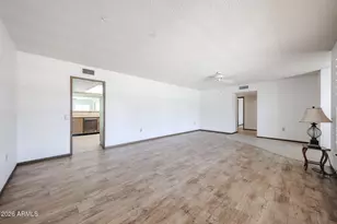 17402 N Lindgren Ave, Sun City, AZ 85351 - Photo 9