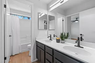 3212 E Tonto Ln, Phoenix, AZ 85050 - Photo 45