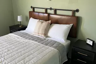 1934 E Mitchell Dr, Phoenix, AZ 85016 - Photo 7