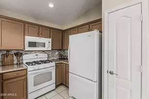 10728 W Irma Ln, Peoria, AZ 85373 - Photo 17