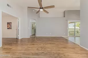 10728 W Irma Ln, Peoria, AZ 85373 - Photo 11